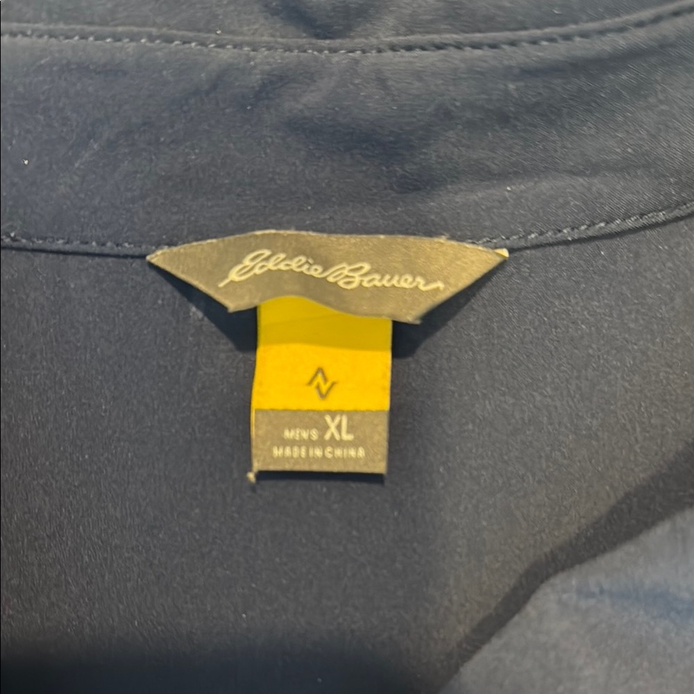 Eddie Bauer Men's XL Navy Blue Shirt - Picture 2 of 6